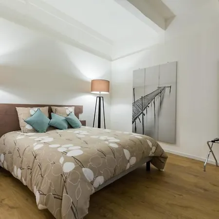 Large One Bedroom Flat In The Old Town Nice Exterior foto